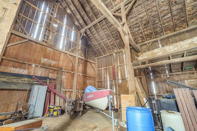 N430 HOPKINS Road, Arlington, WI 53911