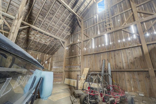 N430 HOPKINS Road, Arlington, WI 53911