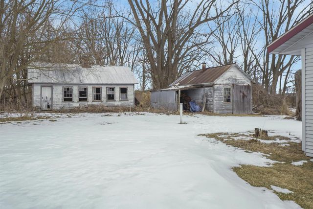 N430 HOPKINS Road, Arlington, WI 53911