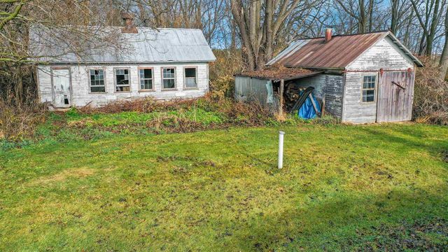 N430 HOPKINS Road, Arlington, WI 53911