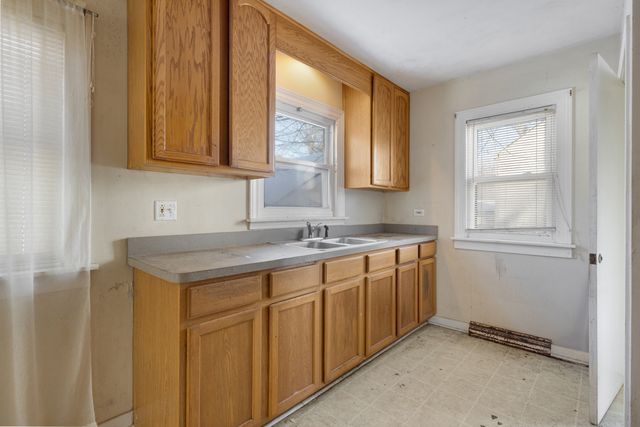 3310 186th Street, Lansing, IL 60438