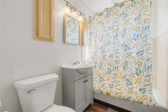 7703 E 50th Street, Kansas City, MO 64129