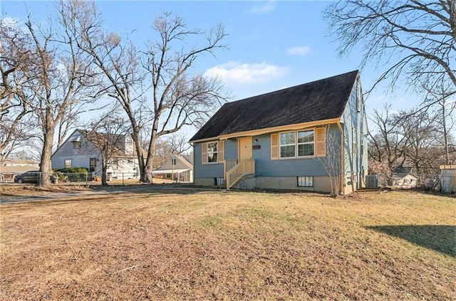 7703 E 50th Street, Kansas City, MO 64129