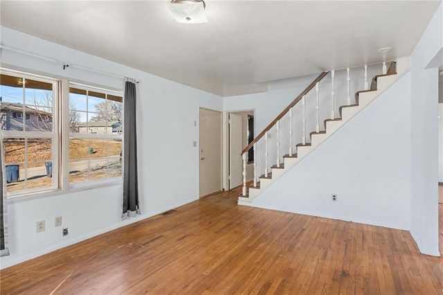 7703 E 50th Street, Kansas City, MO 64129