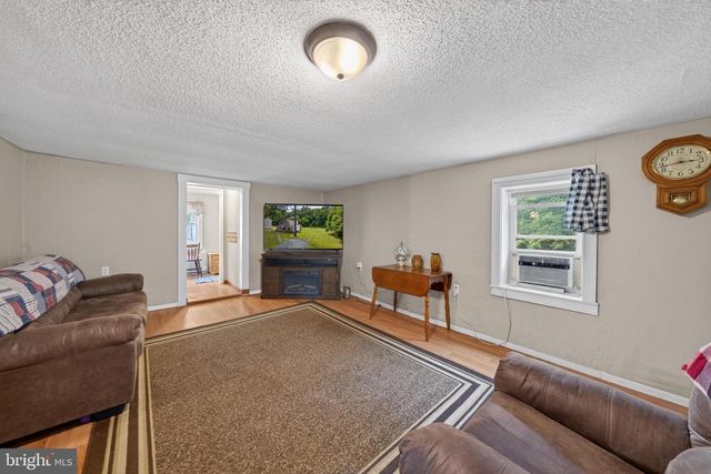 13320 CATOCTIN FURNACE RD, Thurmont, MD 21788