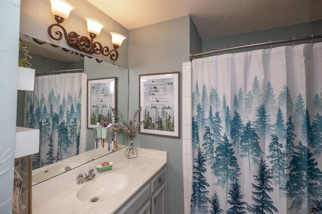 8701 Boulder Lane, Little Rock, AR 72227