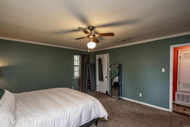 8701 Boulder Lane, Little Rock, AR 72227