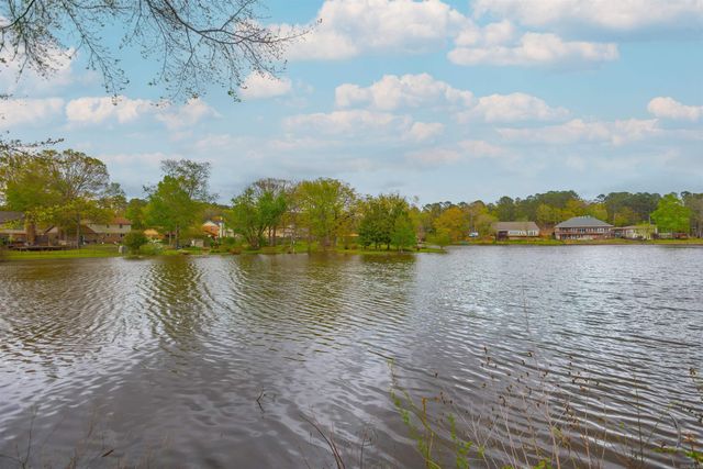 8701 Boulder Lane, Little Rock, AR 72227