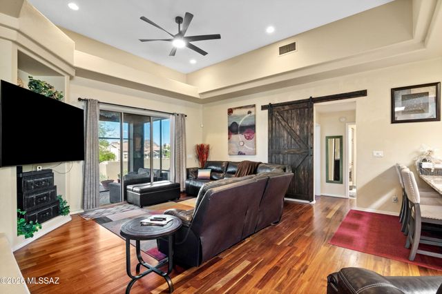 21 N Players Club Drive, Tucson, AZ 85745
