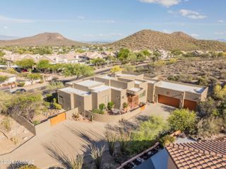 21 N Players Club Drive, Tucson, AZ 85745