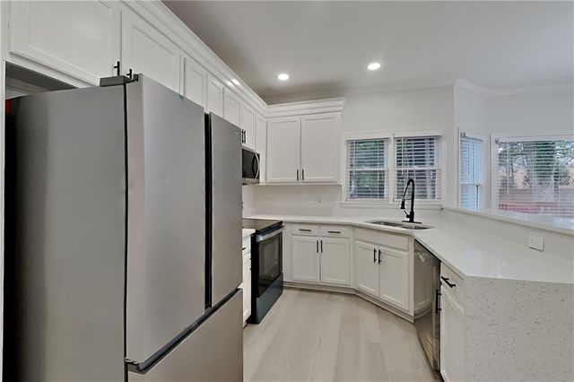 2836 Springrock Way, Lawrenceville, GA 30043