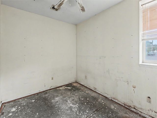 1021 N Vinita Avenue, Tahlequah, OK 74464