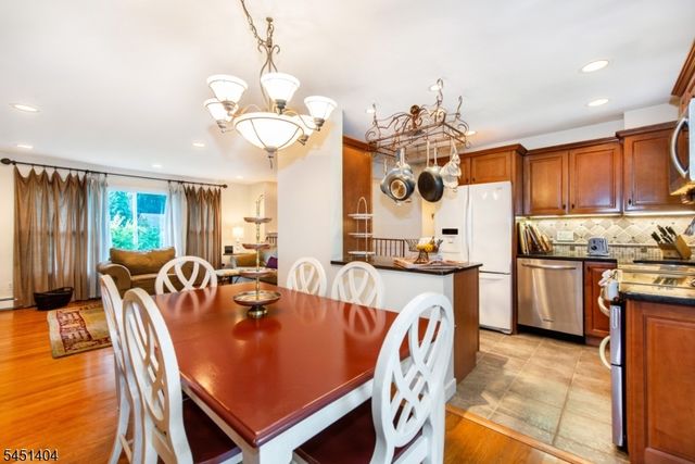 103 Cayuga Ave, Rockaway Twp., NJ 07866