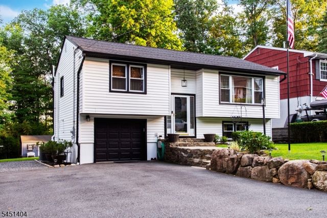 103 Cayuga Ave, Rockaway Twp., NJ 07866