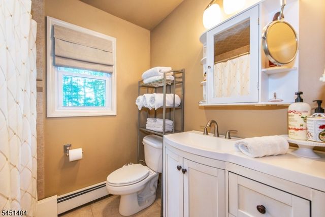 103 Cayuga Ave, Rockaway Twp., NJ 07866