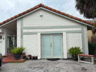 15059 SW 96th Ter 0, Miami, FL 33196
