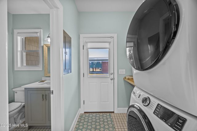 411 N Channel Drive B, Wrightsville Beach, NC 28480