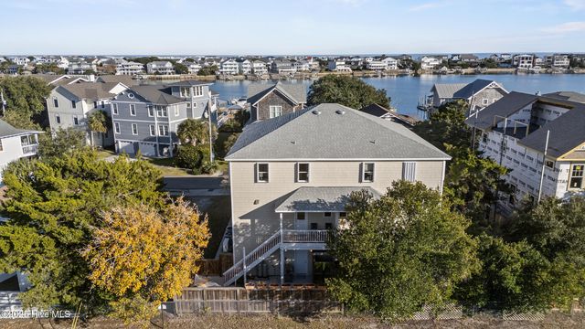 411 N Channel Drive B, Wrightsville Beach, NC 28480