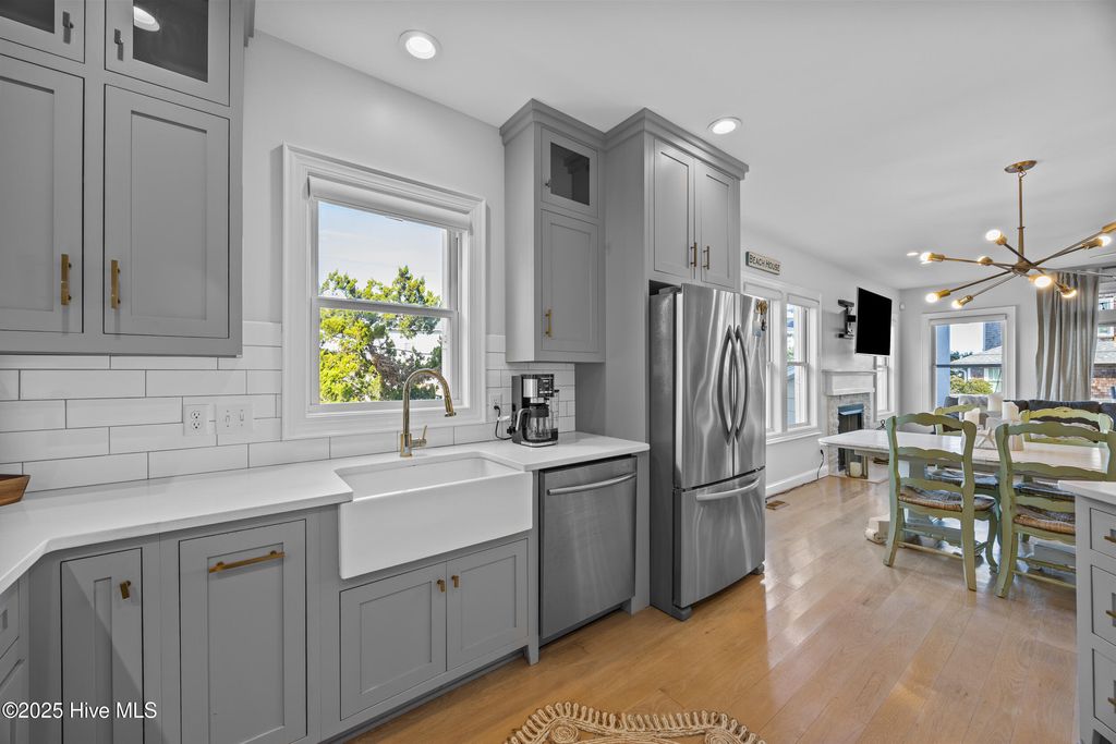 Image 12 of property listing at 411 N Channel Drive B, Wrightsville Beach, NC 28480