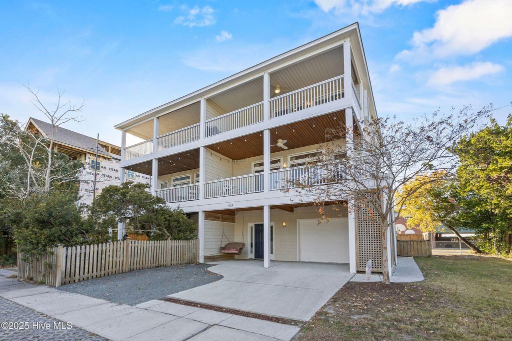 Image 3 of property listing at 411 N Channel Drive B, Wrightsville Beach, NC 28480