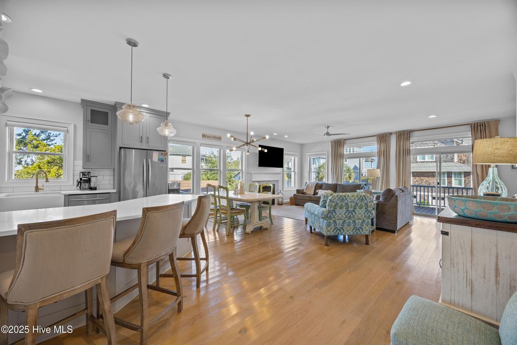 Image 5 of property listing at 411 N Channel Drive B, Wrightsville Beach, NC 28480