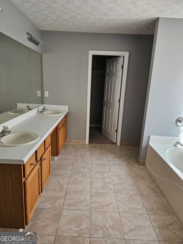 1529 Sydney Pond Circle, Lawrenceville, GA 30046