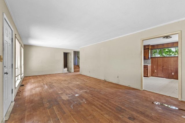 403 Crestmont, Hattiesburg, MS 39401