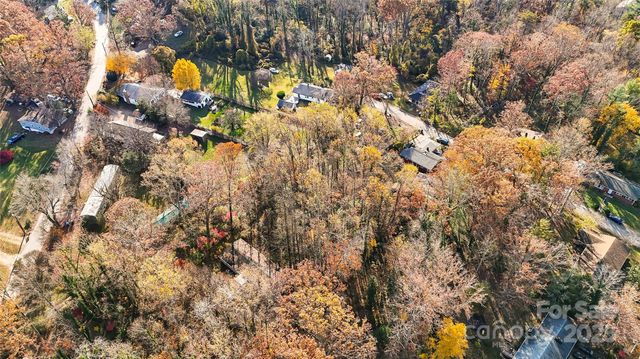 99999 Caribou Road, Asheville, NC 28803