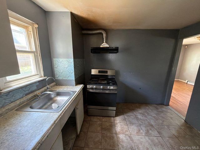 30 Pierson Avenue, Hempstead, NY 11550