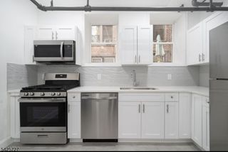 340 Fairmount Ave C3, Jersey City, NJ 07306