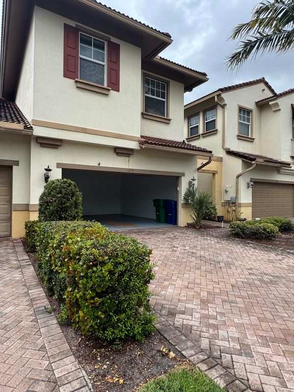 6074 NW 116th Drive, Coral Springs, FL 33076