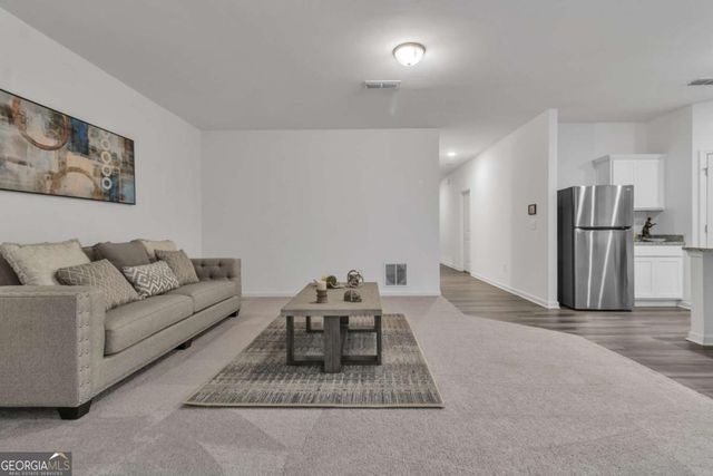 71 Carnaby Street, Winder, GA 30680