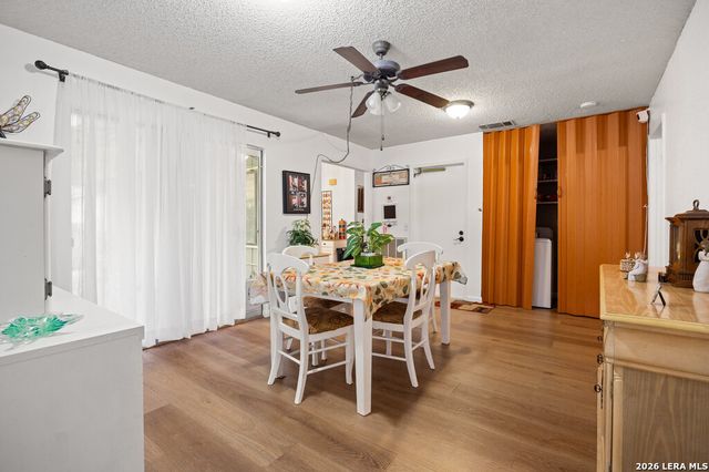 5111 El Capitan, San Antonio, TX 78233