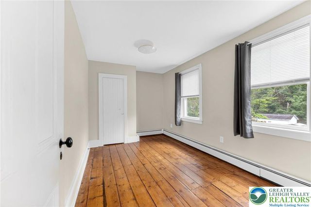 33 West Street, Other Nj Counties, NJ 08804