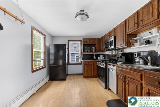 33 West Street, Other Nj Counties, NJ 08804