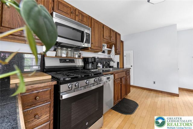 33 West Street, Other Nj Counties, NJ 08804