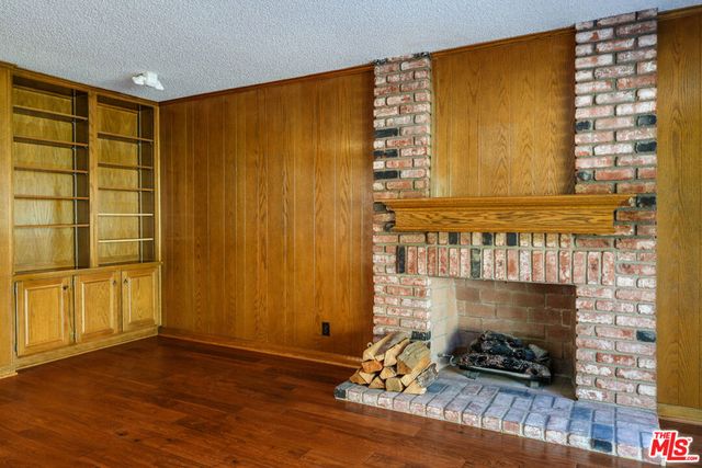 2440 Flintridge Drive, Glendale, CA 91206