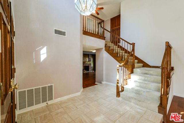 2440 Flintridge Drive, Glendale, CA 91206