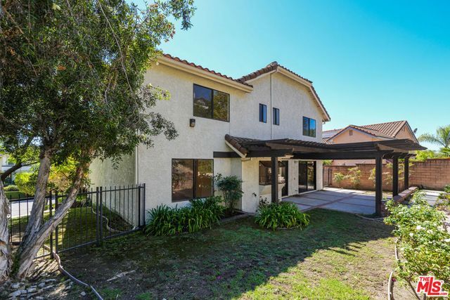 2440 Flintridge Drive, Glendale, CA 91206