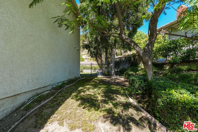 2440 Flintridge Drive, Glendale, CA 91206