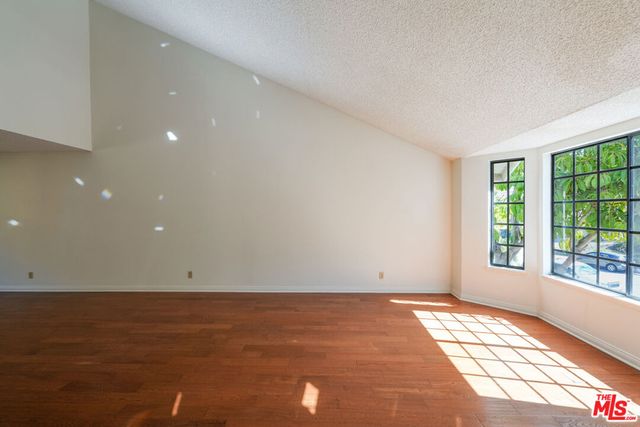 2440 Flintridge Drive, Glendale, CA 91206