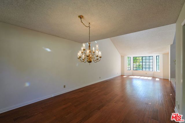 2440 Flintridge Drive, Glendale, CA 91206