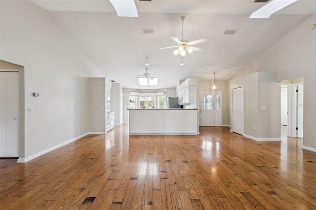 26126 NEWCOMBE CIRCLE, Leesburg, FL 34748