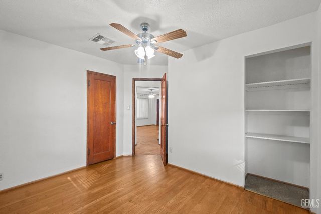 627 Hood Drive, Bakersfield, CA 93308