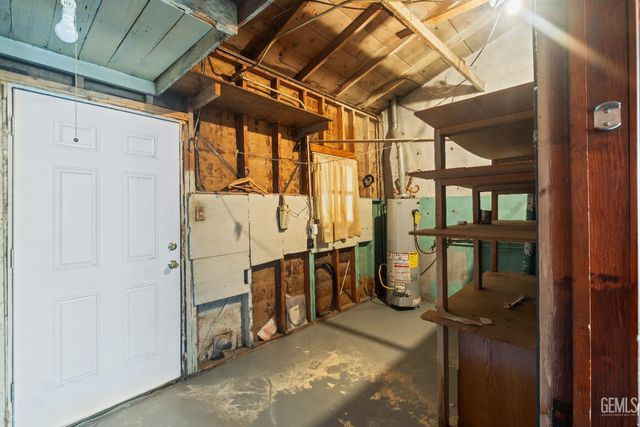 627 Hood Drive, Bakersfield, CA 93308