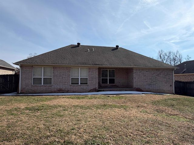 1709 Pilot Court, Jacksonville, AR 72076