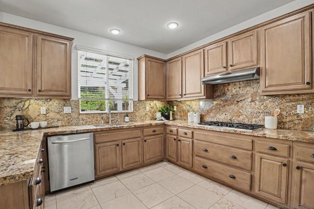 2369 Paseo los Gatos, Chula Vista, CA 91914