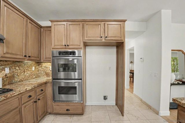 2369 Paseo los Gatos, Chula Vista, CA 91914