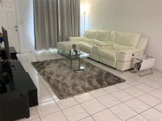 1130 11th St 3E, Miami Beach, FL 33139