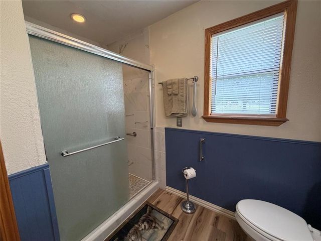 324 S Main Street, Mcloud, OK 74851